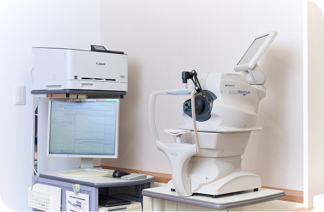 マエストロ （眼底写真・OCT同時撮影機）の写真。